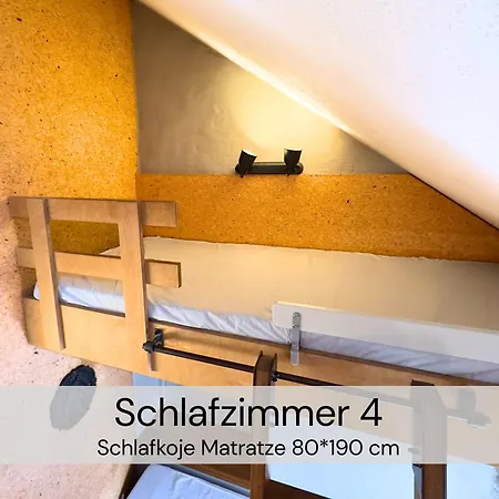Maisonette-wohnung Mit Kamin Im Historischen Gewoelbe