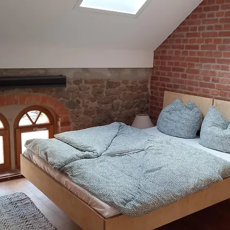 公寓 Maisonette-wohnung Mit Kamin Im Historischen Gewoelbe