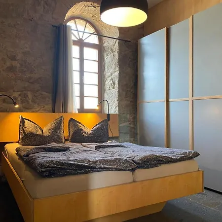 Maisonette-wohnung Mit Kamin Im Historischen Gewoelbe アパート Großharthau
