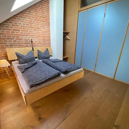 アパート Maisonette-wohnung Mit Kamin Im Historischen Gewoelbe *